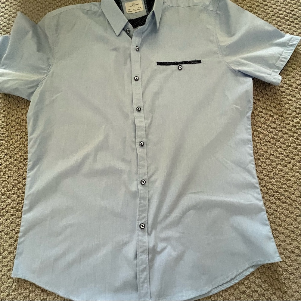 croft & barrow Light Blue Short-Sleeve Button-Down with Dark Trim